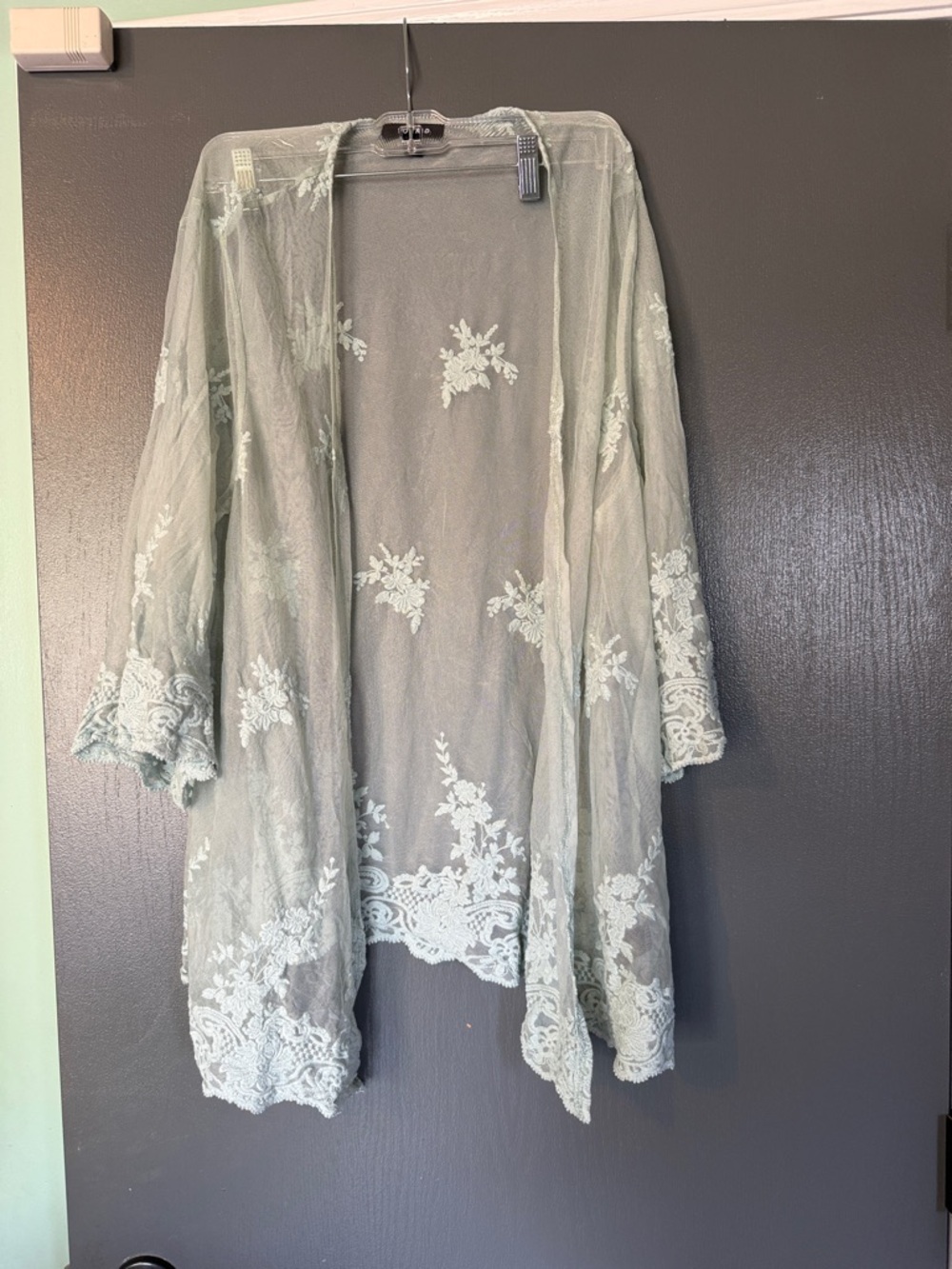 torrid Sheer Lace Kimono - Sage Green